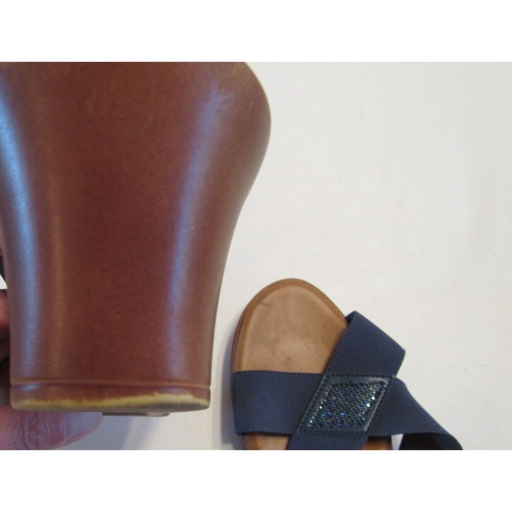 Italian Shoemakers Blue Cross Strap Slip On OpenToe Sandals with Beading 8.5 - Picture 11 of 13